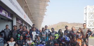 Konsumen Yamaha Jajal All New R15 Connected Series di Sirkuit Mandalika, Rangkaian Shell bLU cRU Yamaha Endurance Festival