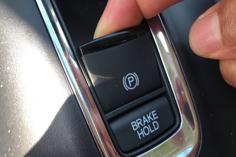 Awas! Kenali Tanda Kerusakan Electronic Parking Honda HRV