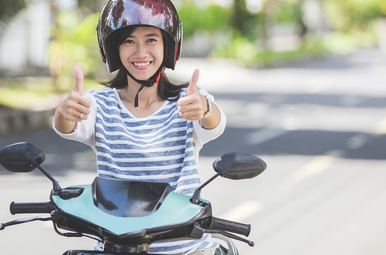 Tips Menjaga Keselamatan Saat Berkendara di Jalan Raya