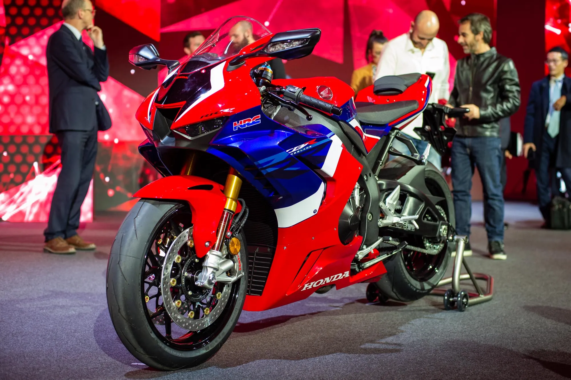 Honda CBR1000RR-R Fireblade: Motor Sport Terbaru dari AHM