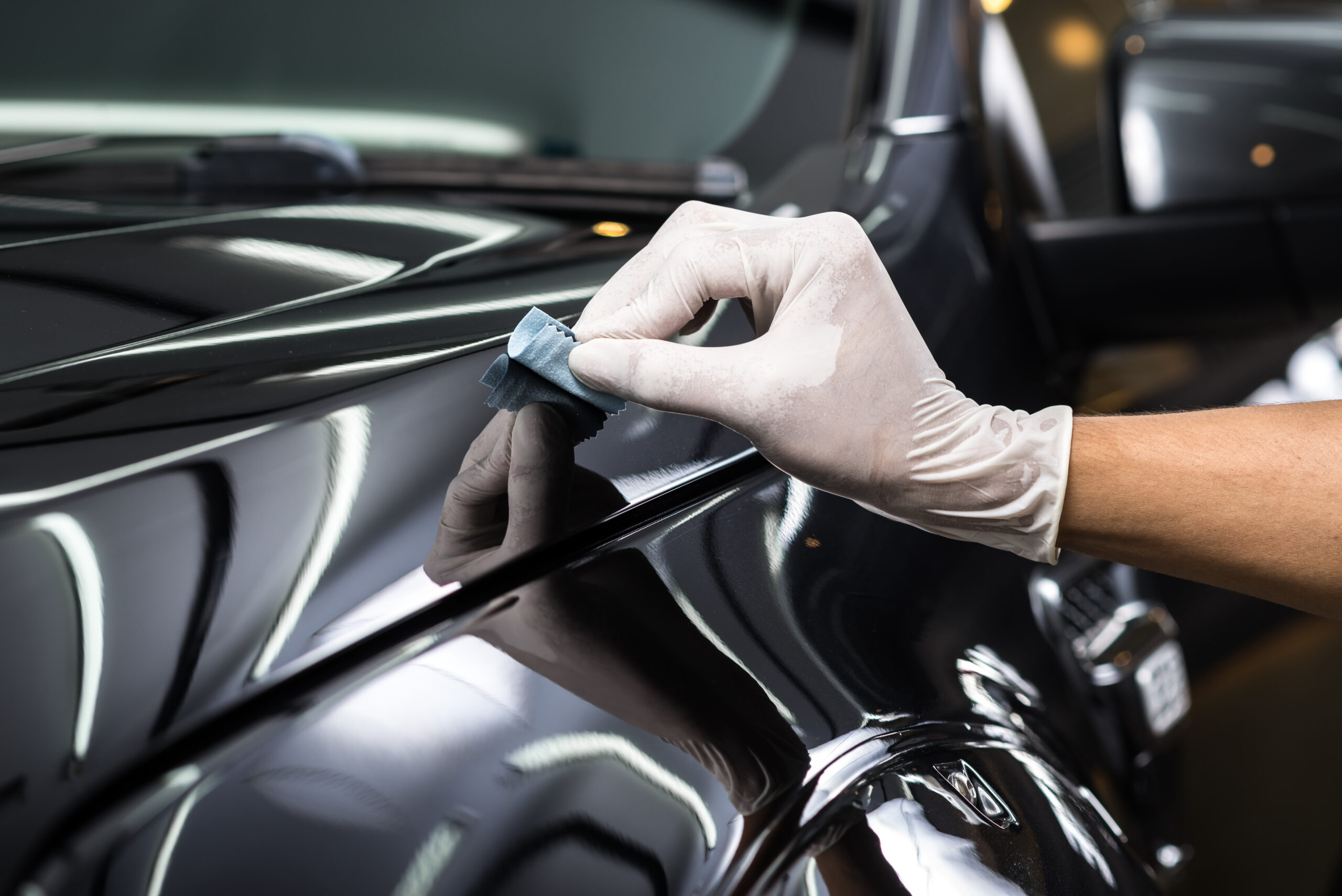 Glass Coating: Perlindungan Optimal untuk Cat Mobil Anda