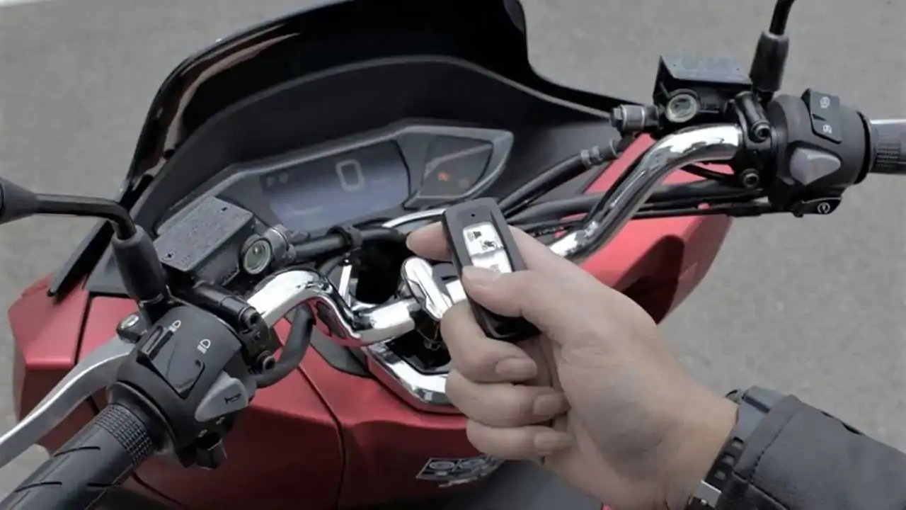 Beragam Fitur Honda PCX 150 2023 Semakin Canggih
