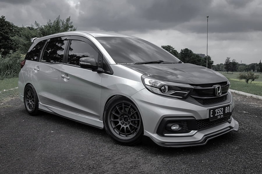 Cocok Buat Ngampus! Inilah Ide Modifikasi Honda Mobilio 2023