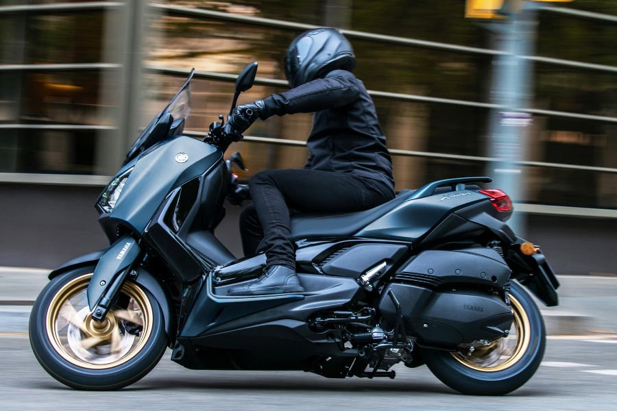 Yamaha XMAX 250 Connected 2023  Elegan dan Performa Handal