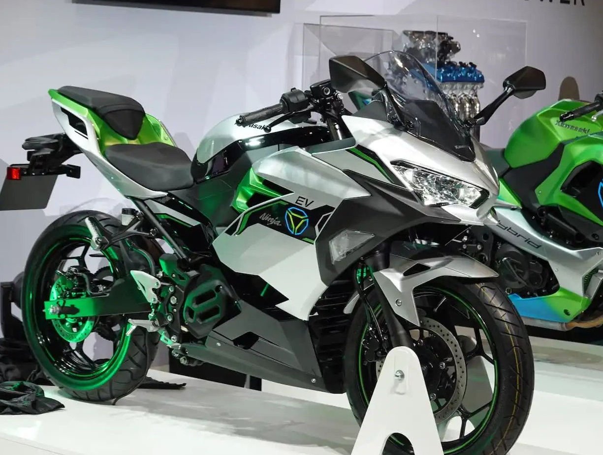 Kawasaki Ninja e-1  Motor Listrik Luar biasa yang fantastik