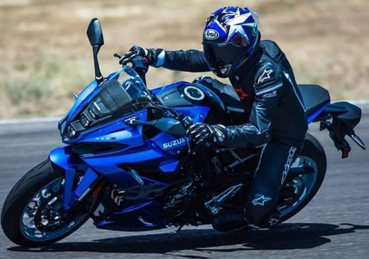 Suzuki GSX-8R 2024 Bocoran Motor Supersport Tercanggih