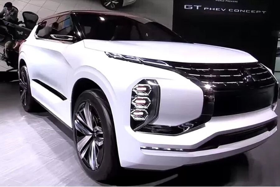 Pajero Sport 2024  SUV Terbaru dengan Performa Unggul