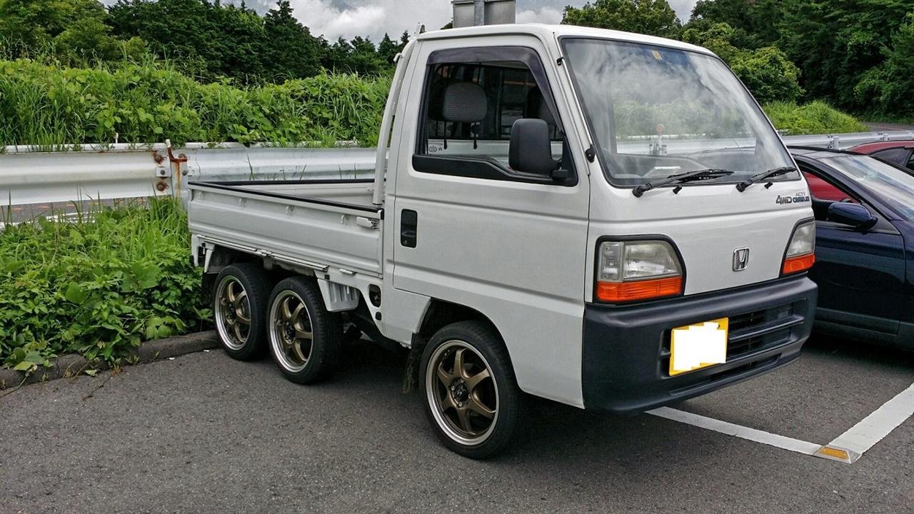 Honda Acty Crawler: Antidote Anda untuk Konversi Truk 6x6 yang Mengerikan