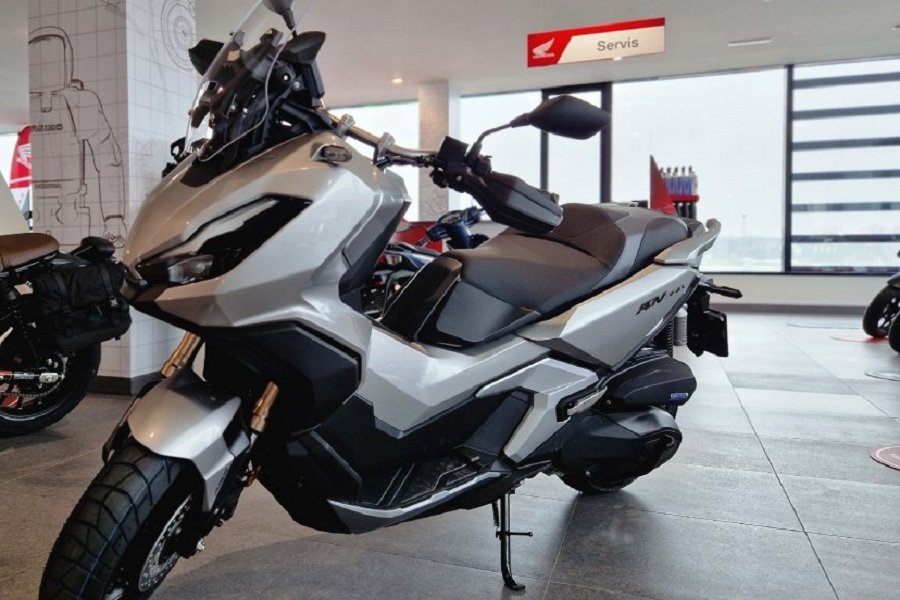 Bikin Tergoda! New Honda ADV 350, Ancaman Serius untuk Xmax 300 dengan Varian Warna Terbaru