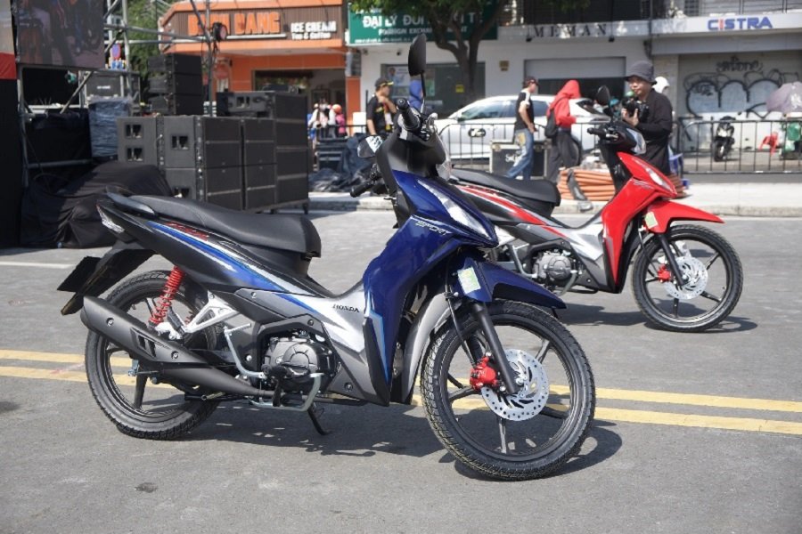 Bukan Cuma Murah! Honda Wave RSX FI 2024 - Motor Bebek Terbaru dengan Performa Tangguh