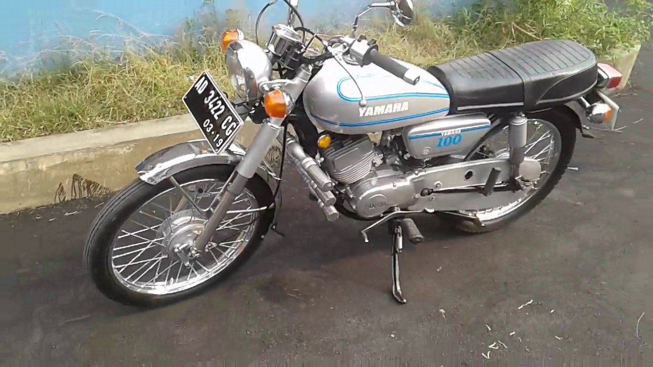 Cafe Racer Yamaha RS100 Cara Membuat Motor Jadul Jadi Keren