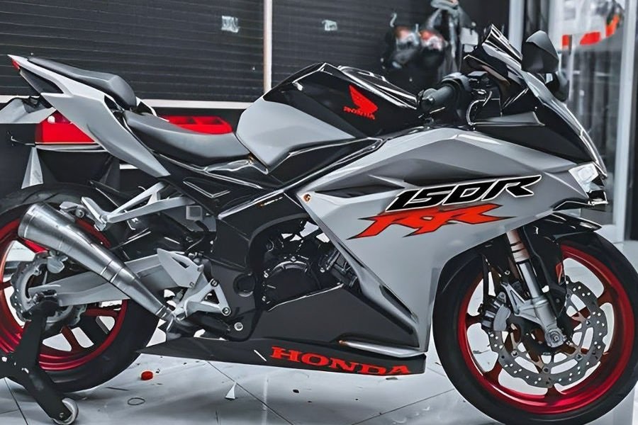Eksklusif! Pembandingan Desain dan Spesifikasi Honda CBR150R 2024 di Dua Negara Tetangga