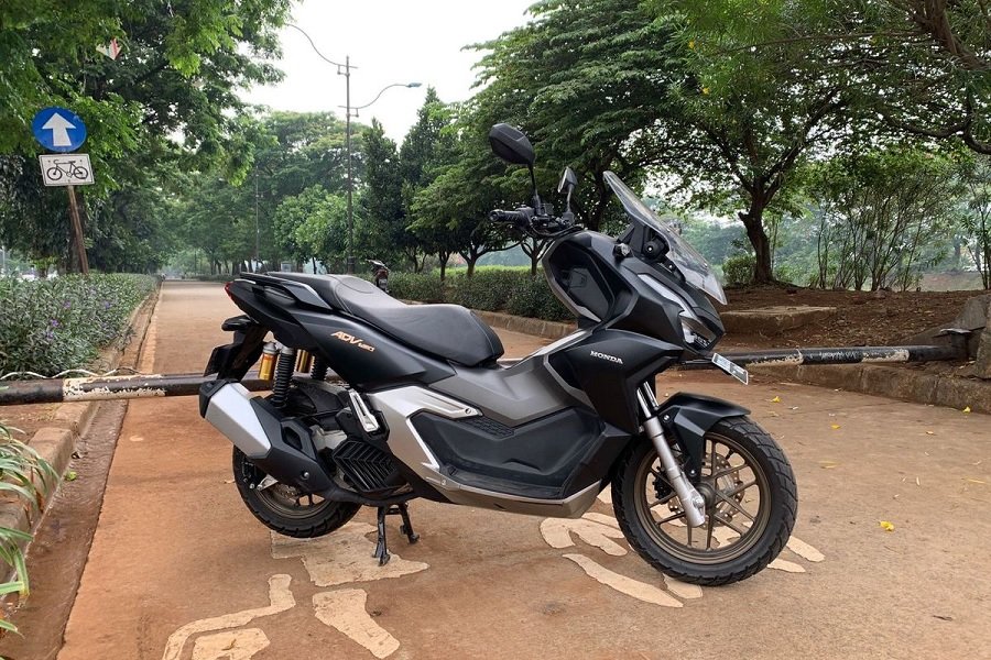 Honda ADV 160 2024 Terbaru! Tampil Makin Keren dengan Gaya Baru, Warna Baru Bikin Jadi Lebih Menarik!