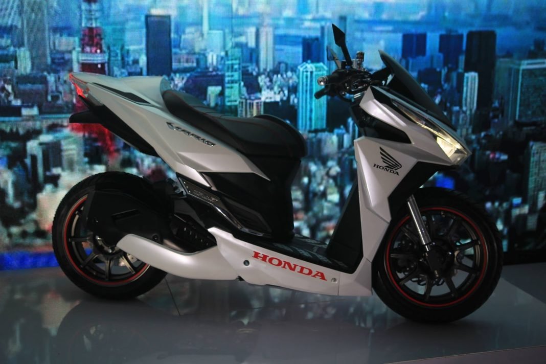 Honda PCX 175 2024, Motor Matic Bongsor Super Mantap