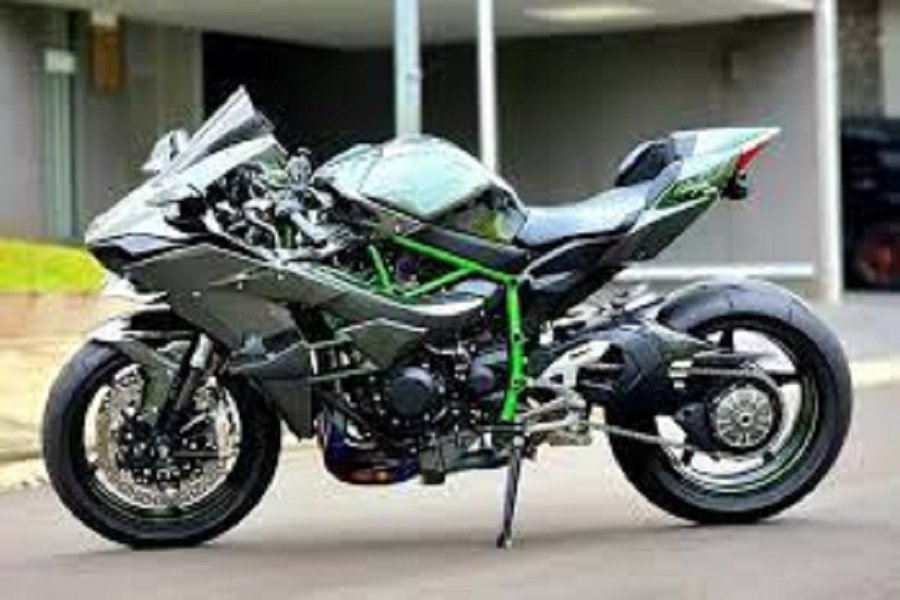 Ninja H2R Kekuatan Supercharged dan Desain Aerodinamis