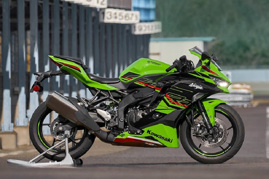 Kawasaki ZX4R Terbaru 2024 Spesifikasi Hampir 250 Jutaan, Performa