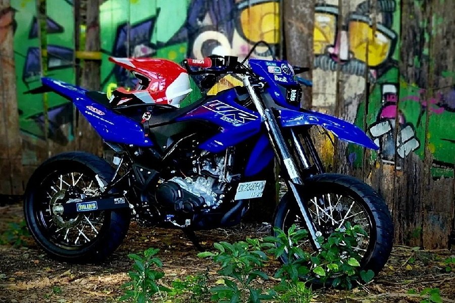 Keren! Modifikasi Yamaha WR 155 R Supermoto