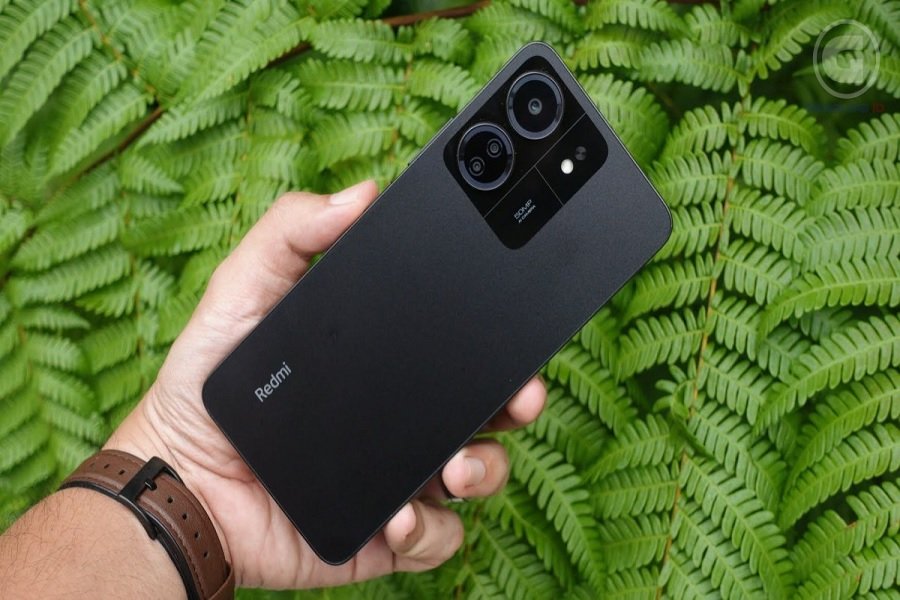 Keren! Rahasia Daya Tahan Luar Biasa! Redmi 13C Baterai 5000 mAh, Streaming Video 23 Jam!