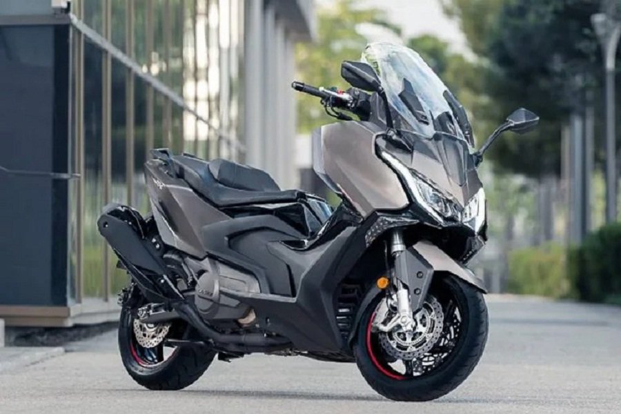 Kymco AK Premium! Maxi Scooter Futuristis dengan Performa Unggul Desain Modern dan Teknologi Terdepan Siap Menantang Pasar