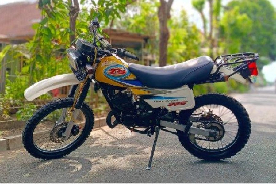 Melacak Jejak Nostalgia Suzuki TS 125! Motor Trail Legendaris yang Kembali Mencuri Perhatian