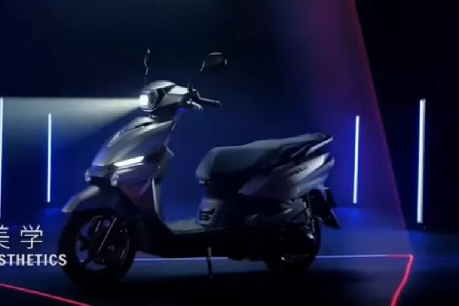 Mirip Yamaha R1! Motor Matic Unik Asal Cina Haojue NFR125 2024