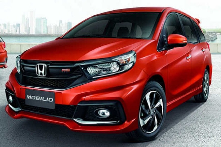 Mobil Impian Keluarga dengan Performa Hebat! Simak Rahasia Kesuksesan Honda Mobilio yang Bikin Tergoda!