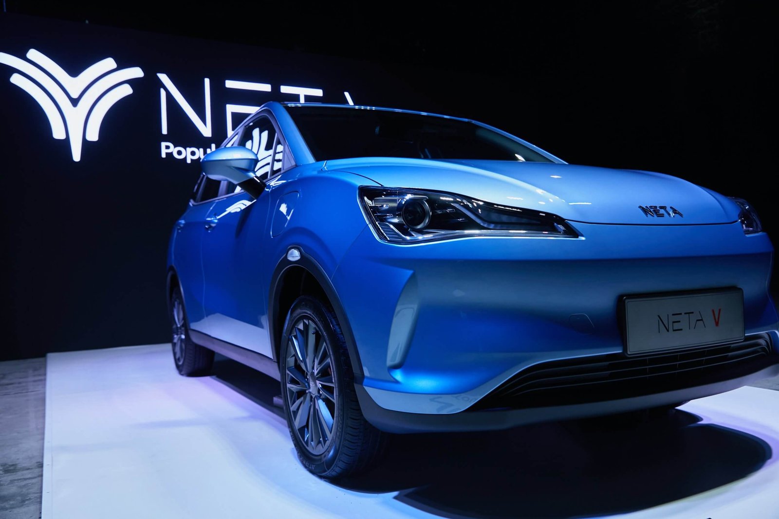 Neta V Mobil Listrik Canggih dengan Harga Terjangkau