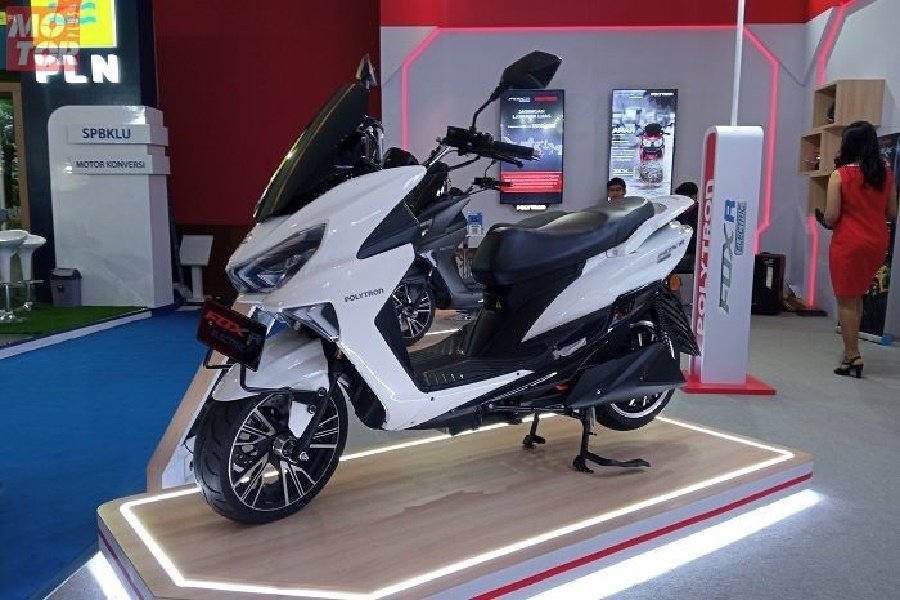 Polytron Fox-R Kendaraan Listrik Stylish dan Modern untuk Liburan Anda