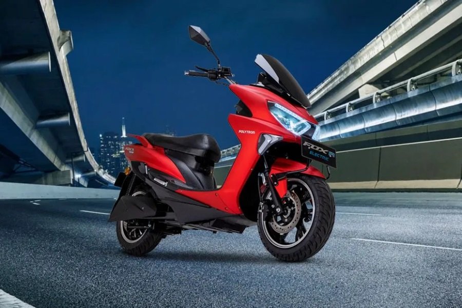 Polytron Fox S: Motor Listrik Murah Meriah yang Akan Dipamer di IIMS 2024