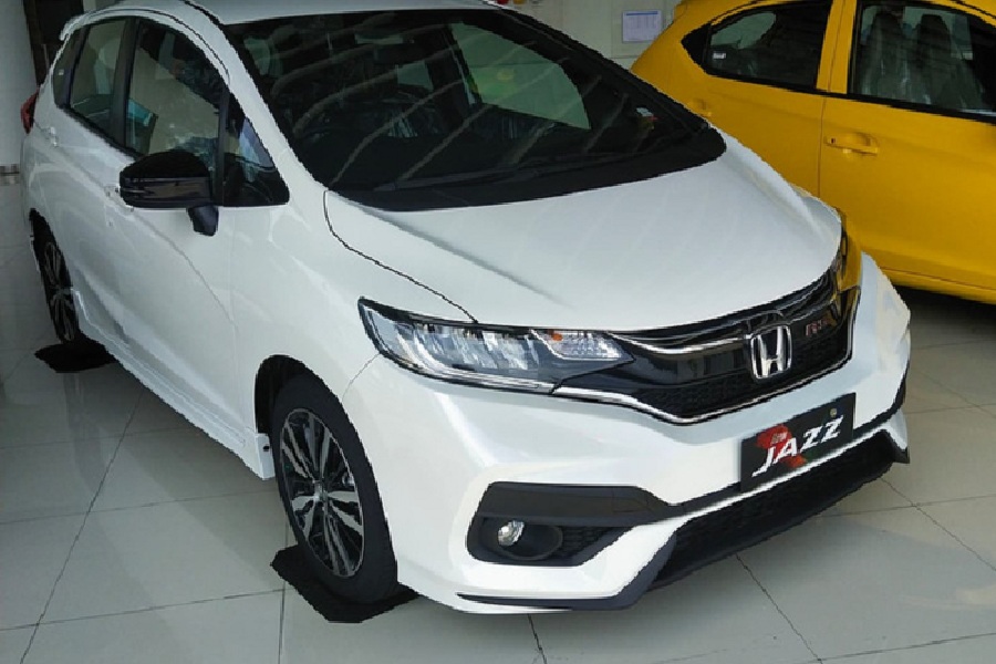 Rahasia Kenaikan Harga Honda Jazz GK5! Desain Sporty dan Mesin Bertenaga Tarik Perhatian Konsumen Mobil Bekas!