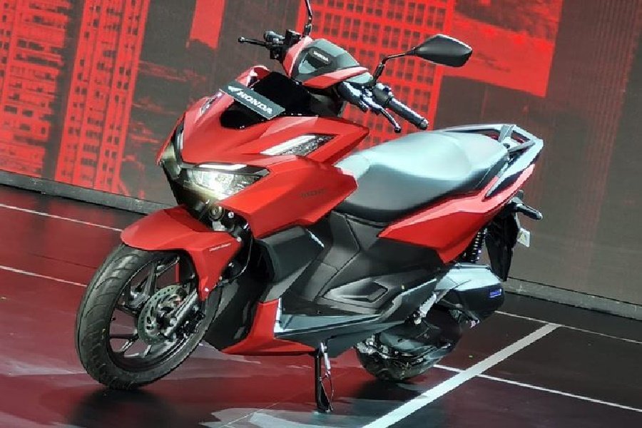 Review Honda Vario 160 Performa Menjanjikan!