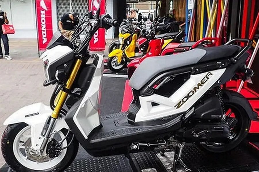 Skutik Macho Honda Zoomer X 2024 dengan Desain Minimalis