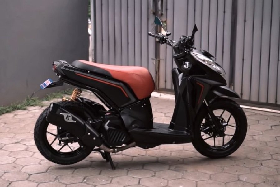 Terbaru! Inilah Honda Vario 125 Adventure! Transformasi Matic Menjadi Monster Jalanan! Karya Julak Sendie Design Bikin Mata Melotot!