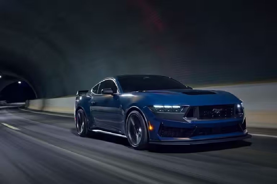 Varian Paling Bertenaga! Ford Segera Lelang Unit Pertama Mustang Dark Horse 2024