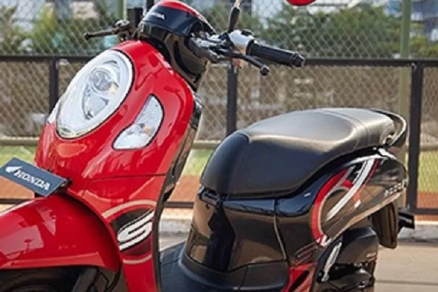Wow! Honda Siap Gebrak Pasar dengan New Scoopy 160 4 Katup, Lawan-langganan Ketar-Ketir!