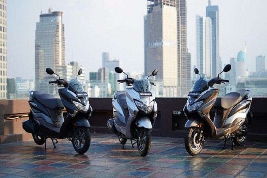 Wow! Suzuki Burgman Street 125 Ex Elegan, Canggih, dan Nyaman! Review Lengkap Fitur Unggulan dan Kelebihan Gila!