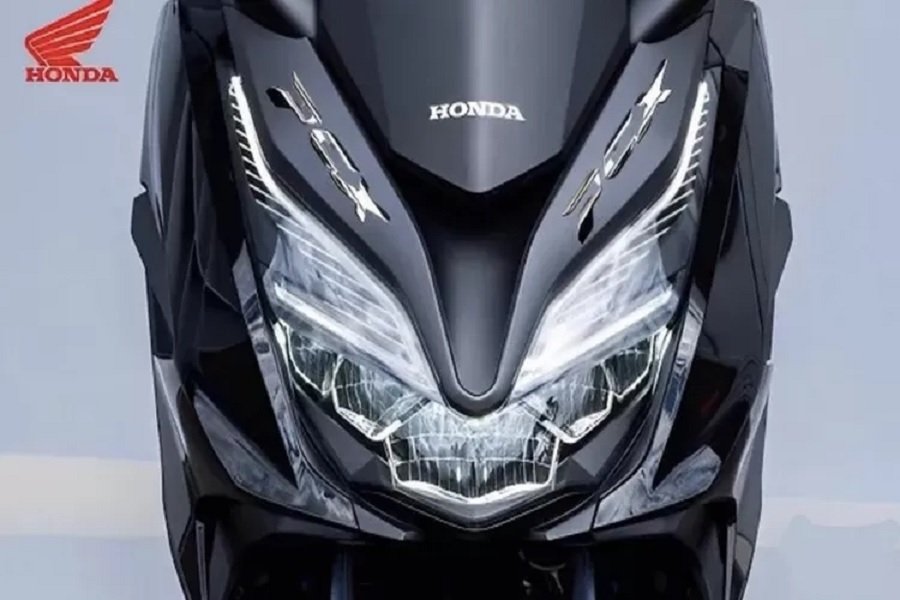 Wow! Yamaha Nmax 160 2024 Bikin Galau Pesaing, Harga Terjangkau dengan Fitur Canggih!
