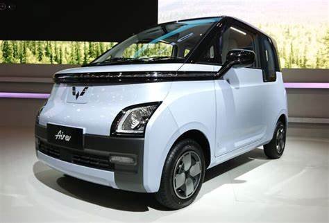 Wuling Air EV Mobil Listrik Murah dengan Pengisian Daya Cepat