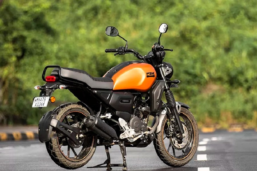 Yamaha FZ-X! Penerus Yamaha RX-King Reborn yang Menggabungkan Elegansi Retro dengan Teknologi Modern