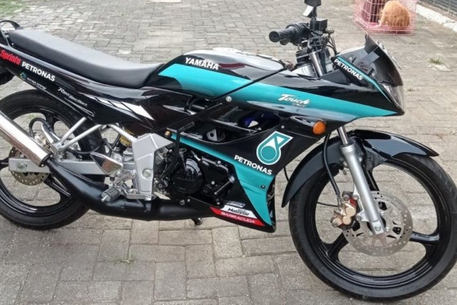 Yamaha Touch 125: Kisah Langka Motor Sport 2 Tak yang Memikat