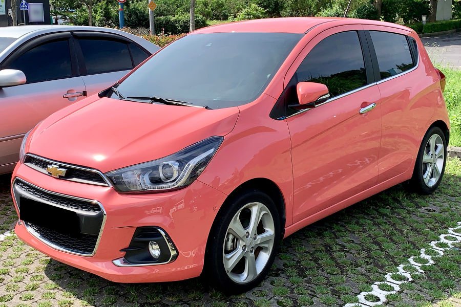 Chevrolet Spark vs Honda Brio Persaingan di Segmen City Car