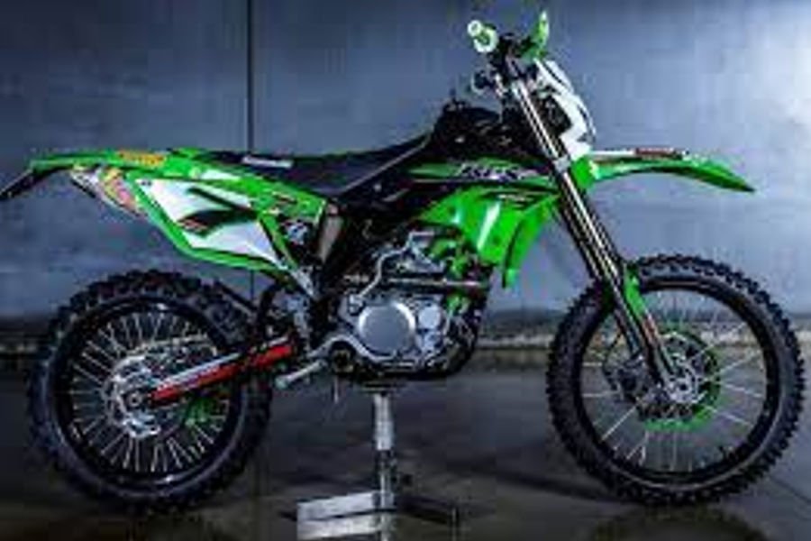 Kawasaki KLX 450R Mesin Tangguh untuk Melibas Medan Offroad