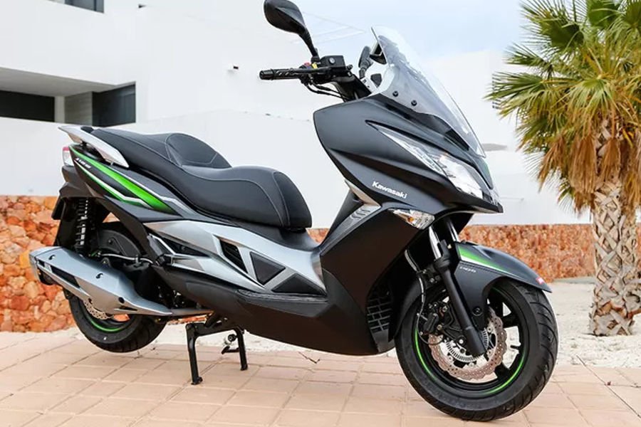 Kawasaki J125 Ninja Matic 2024 Ancaman Bagi Yamaha Nmax