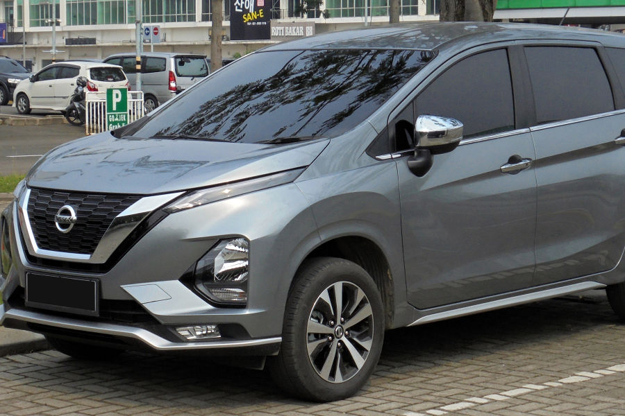 Nissan Livina 2019 Mobil Nyaman Lebih Unggul dari Xpander!