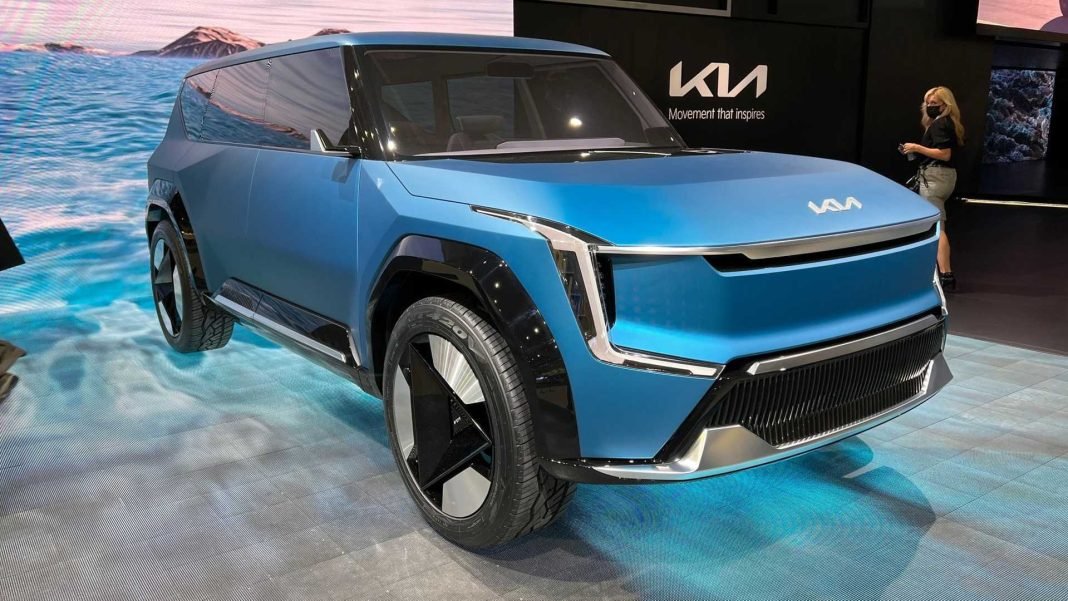 Kia EV9 SUV Infotainment Raih Penghargaan Desain