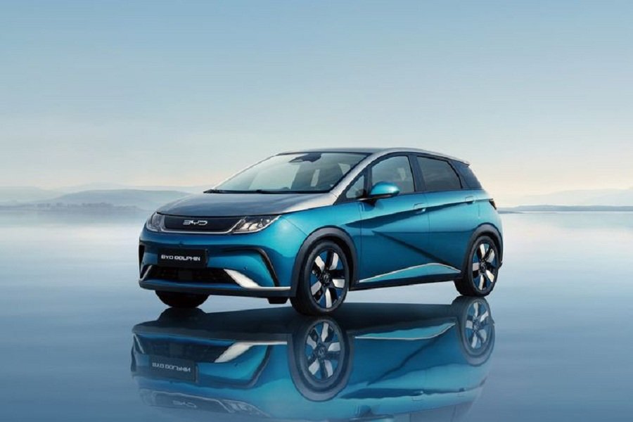 BYD Dolphin vs Honda Jazz! Revolusi Listrik dengan Desain Compact dan Fitur Super Canggih! Siap-Siap Terpesona
