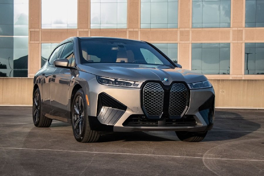 Cari Kemewahan BMW iX 2024 SUV Mewah dengan Performa dan Teknologi Terkini