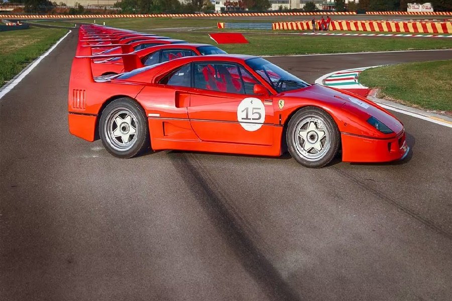 Duel Sengit antara Bugatti EB110 dan Ferrari F40 dalam Drag Race
