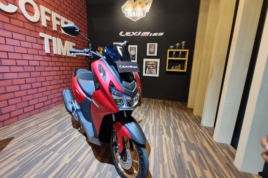 Hebat Banget! Review Yamaha Lexi LX 155 VVA 2024 Fitur dan Performa Bikin Honda Vario 160 Ketar-Ketir!