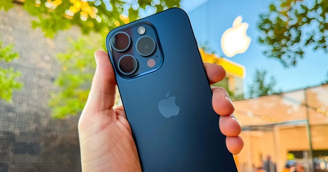 Heboh! Harga HP iPhone 15 Pro Max Turun Rp 2 Juta di iBox pada Februari 2024!